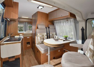 Camper Luxury alquiler Interior